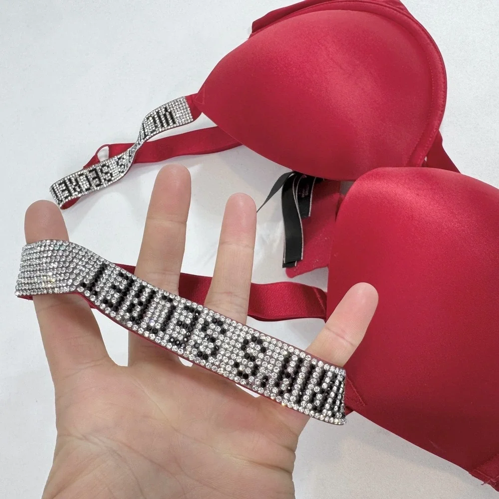 Victoria's Secret Bra Womens 34D Red Very Sexy Push Up Rhinestone Logo Straps‎